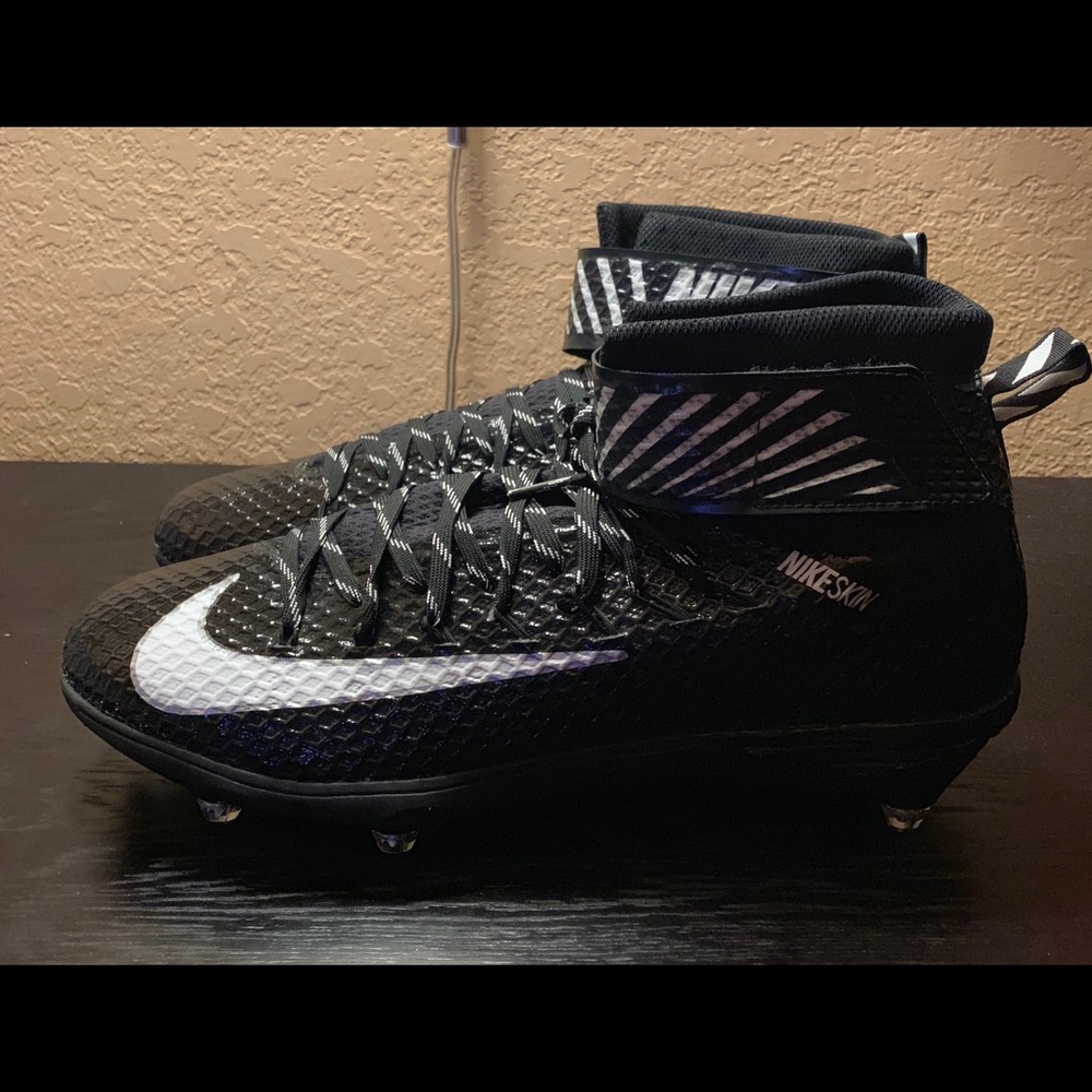 Nike LunarBeast Elite D Football Cleats size 12.5